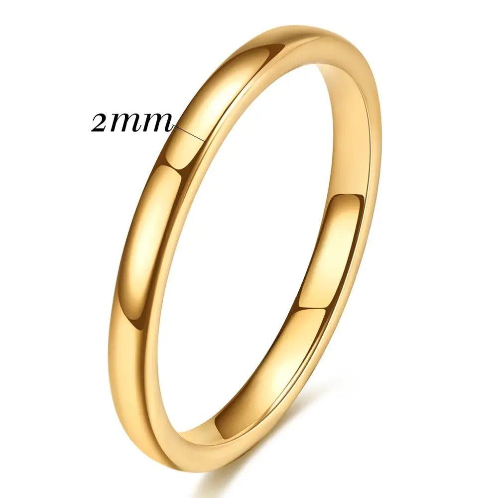 Anel Liso a Ouro 18K