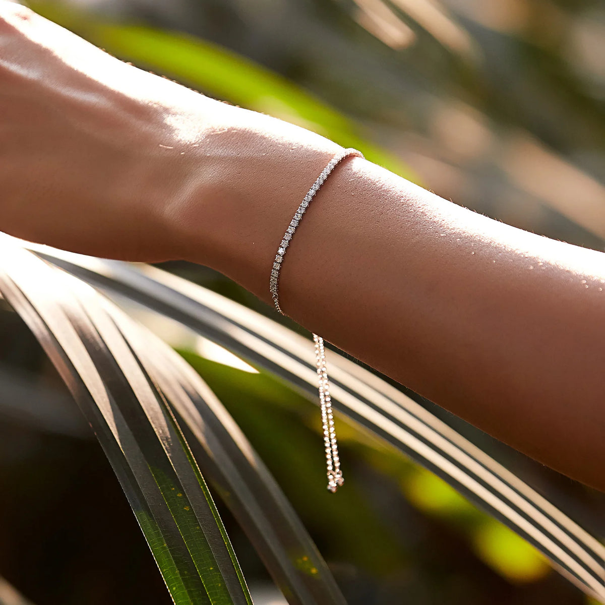 Pulseira Gravatinha Fina de Pedras Ajustável Prata 925